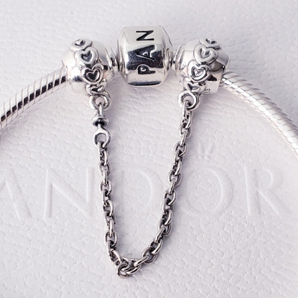 🛡Authentic Pandora LOVE SAFETY CHAIN
